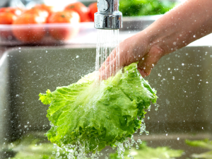 The best ways to wash organic produce before eating or cooking